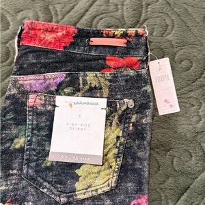 Pilcro High-Rise Skinny Jeans with Floral Print